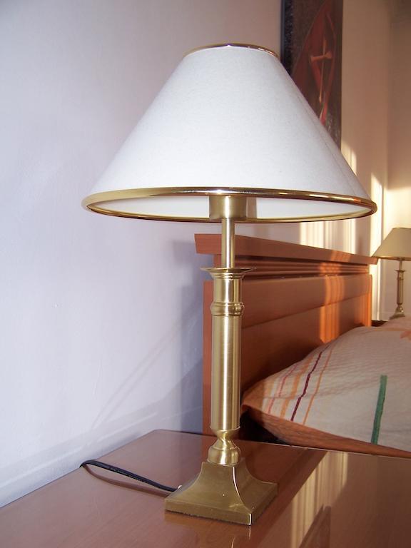 Akacia Apartment - Free Inside Parking, 2 Bedrooms, Garden, Next To Centre บูดาเปสต์ ห้อง รูปภาพ