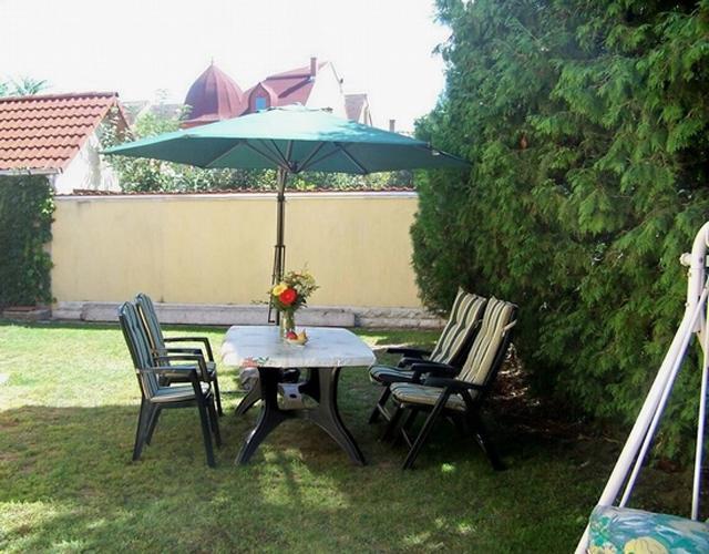 Akacia Apartment - Free Inside Parking, 2 Bedrooms, Garden, Next To Centre บูดาเปสต์ ห้อง รูปภาพ